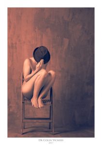 Fine Art Nude Photographer Vienna - Abstract Nude of Woman Wearing Hat in Painterly Style