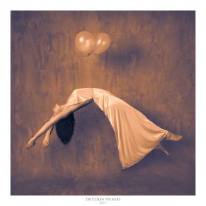 Fine Art Nude Photographer Vienna - Abstract Nude of Woman Carried by Balloons in Painterly Style