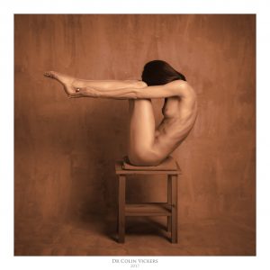 Fine Art Nude Photographer Vienna - Abstract Nude of Woman On Stool in Painterly Style