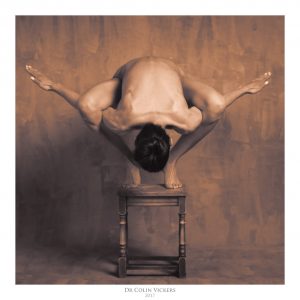 Fine Art Nude Photographer Vienna - Abstract Nude of Woman On Stool in Painterly Style